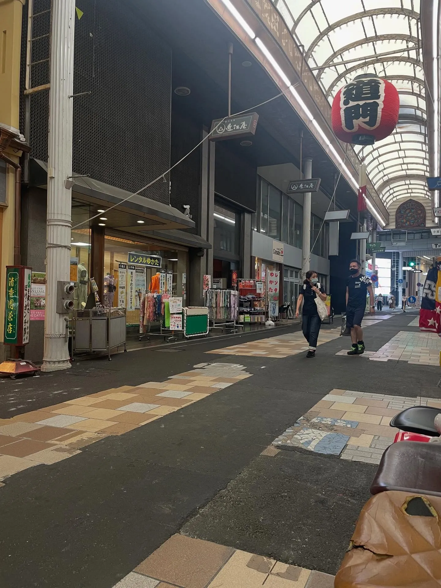 大阪に向かおうとしたのだが、山陽線は動いておらず、よく分から...