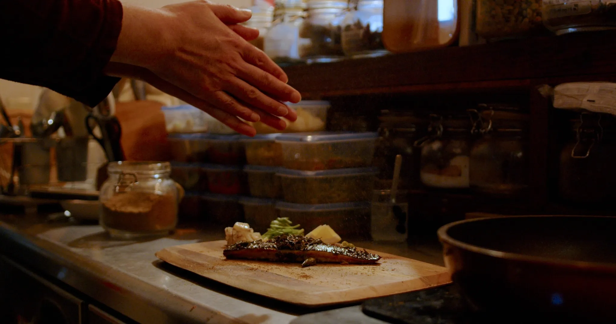 ようこそ私たちの食卓へ、グルメの探求を続ける皆様に。